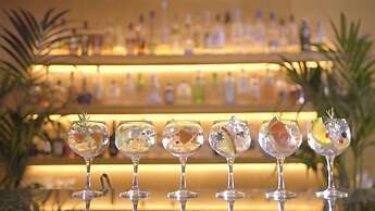 Constantinou Bros Asimina Suites Hotel