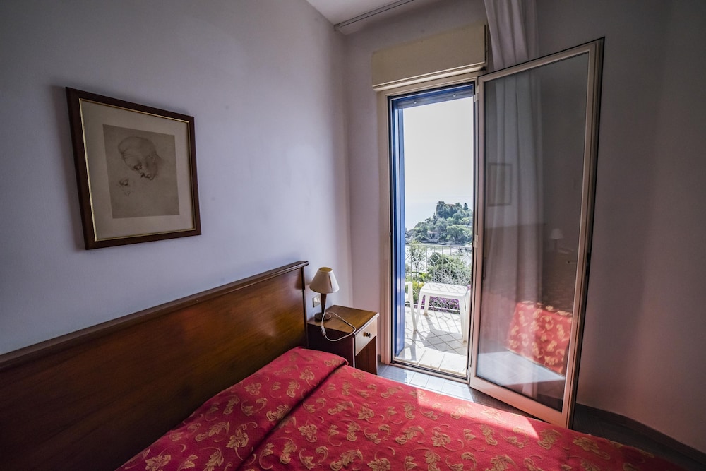 Hotel Isola Bella