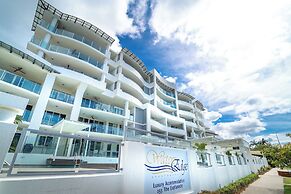 Waters Edge Apartment