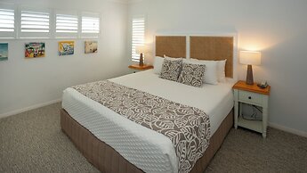 Waters Edge Apartment