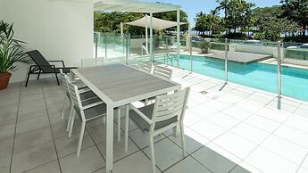 Waters Edge Apartment
