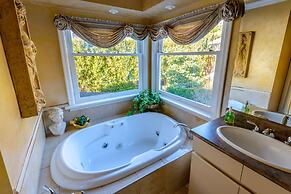 Crystal's View Bed & Breakfast