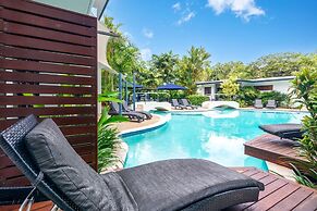 Meridian Port Douglas - Adults only