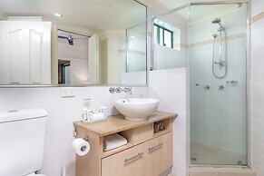 Meridian Port Douglas - Adults only