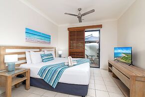 Meridian Port Douglas - Adults only