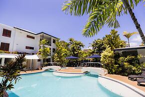 Meridian Port Douglas - Adults only