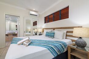 Meridian Port Douglas - Adults only