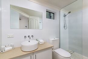 Meridian Port Douglas - Adults only