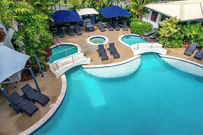 Meridian Port Douglas - Adults only