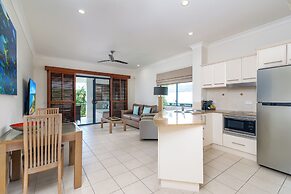 Meridian Port Douglas - Adults only