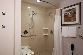 Courtyard by Marriott Hamilton