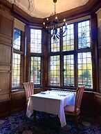 Inglewood Manor