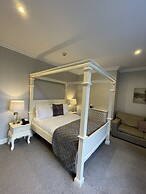 Inglewood Manor