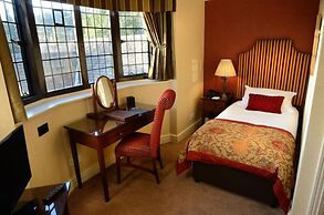 Inglewood Manor