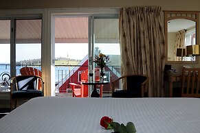 Rum Runner Inn