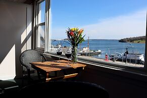 Rum Runner Inn