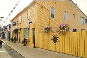 Rum Runner Inn