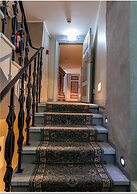 CRU Hotel