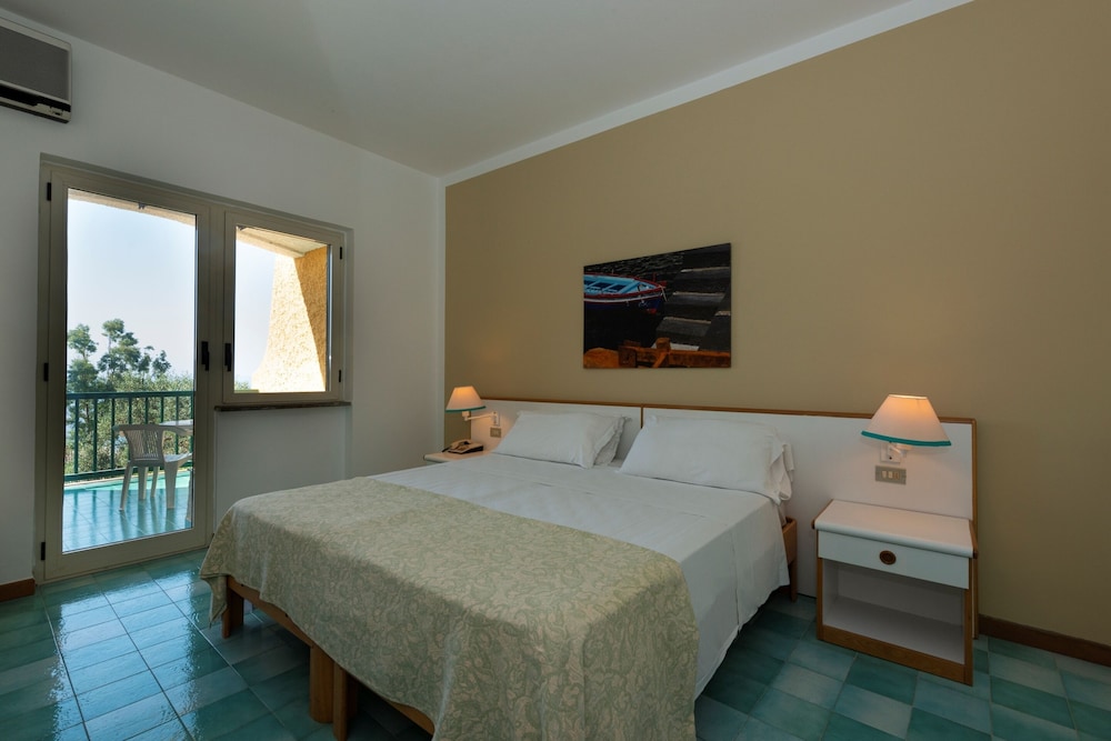 Torre Normanna Hotel