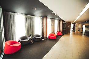 Royal Pacific Hotel