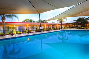 Comfort Inn Deakin Palms