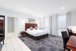 Comfort Inn Deakin Palms