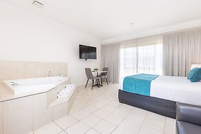 Comfort Inn Deakin Palms