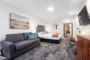 Comfort Inn Deakin Palms