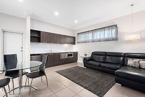 Comfort Inn Deakin Palms