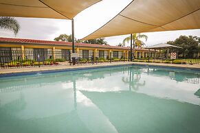 Comfort Inn Deakin Palms