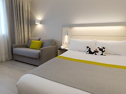 Holiday Inn Express Pamplona by IHG