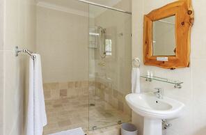 Bantry Beach Luxury Suites