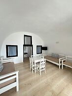 Nomikos Villas