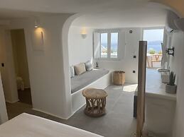 Nomikos Villas