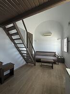 Nomikos Villas
