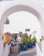 Nomikos Villas