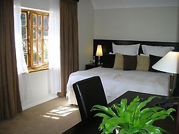 Cotswold House