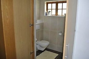 Cotswold House
