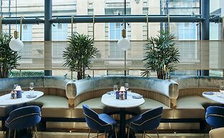 Le Monde Hotel