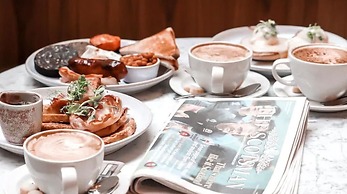 Le Monde Hotel