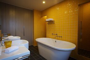 Clayton Hotel Chiswick