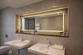 Clayton Hotel Chiswick