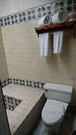 Las Rocas Resort And Spa