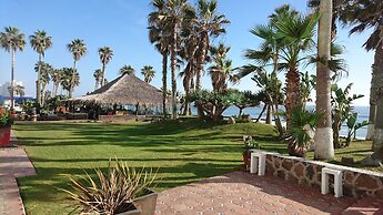 Las Rocas Resort And Spa