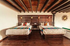 Las Rocas Resort And Spa