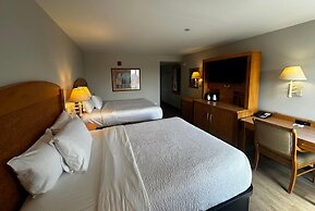 La Quinta Inn & Suites by Wyndham Islip - MacArthur Airport