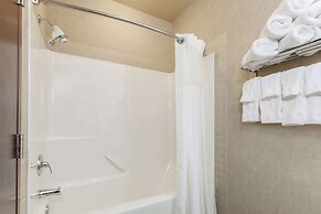 Ramada by Wyndham Camrose