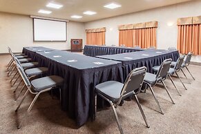 Ramada by Wyndham Camrose