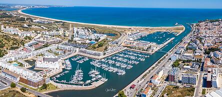 Marina Club Suite Hotel