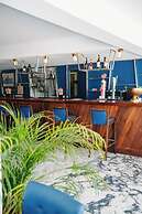 Marina Club Suite Hotel